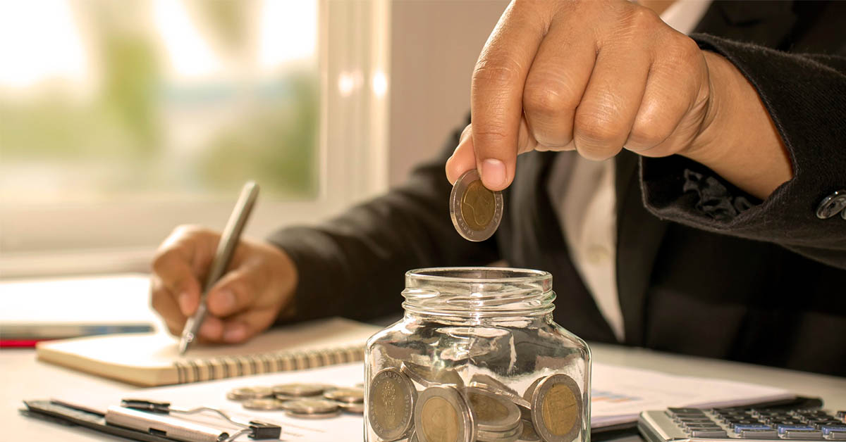 How to Save Money on Commercial Insurance without Compromising on Coverage